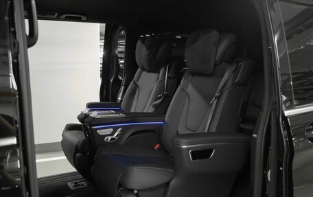 Mercedes-Benz V-Класс, 2026 год, 15 120 000 рублей, 2 фотография