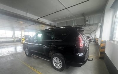 Toyota Land Cruiser Prado 150 рестайлинг 2, 2019 год, 4 300 000 рублей, 1 фотография