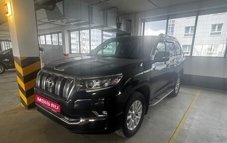 Toyota Land Cruiser Prado 150 рестайлинг 2, 2019 год, 4 300 000 рублей, 7 фотография