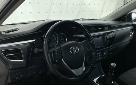 Toyota Corolla, 2014 год, 1 180 000 рублей, 15 фотография