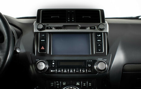 Toyota Land Cruiser Prado 150 рестайлинг 2, 2014 год, 3 697 000 рублей, 17 фотография