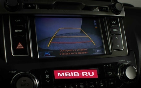 Toyota Land Cruiser Prado 150 рестайлинг 2, 2014 год, 3 697 000 рублей, 24 фотография