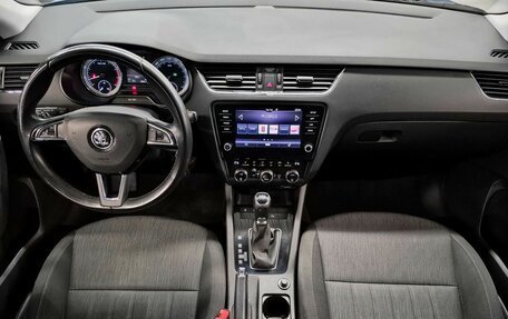 Skoda Octavia, 2019 год, 1 649 000 рублей, 10 фотография