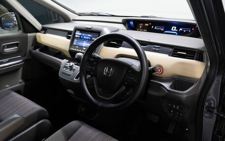 Honda Freed II, 2018 год, 1 799 000 рублей, 10 фотография