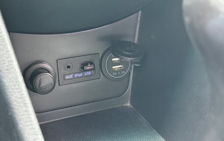 Hyundai Solaris II рестайлинг, 2011 год, 960 000 рублей, 10 фотография