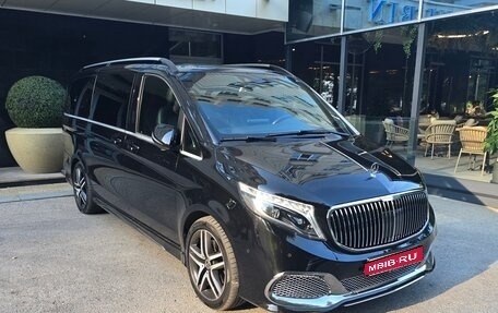 Mercedes-Benz V-Класс, 2020 год, 6 290 000 рублей, 1 фотография