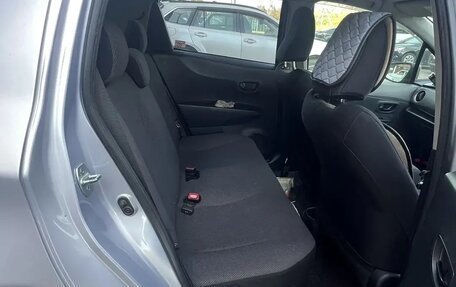 Toyota Vitz, 2012 год, 635 000 рублей, 4 фотография