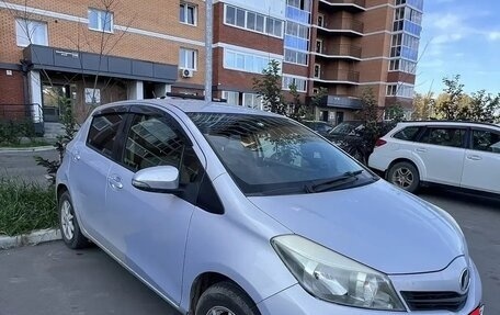 Toyota Vitz, 2012 год, 635 000 рублей, 3 фотография