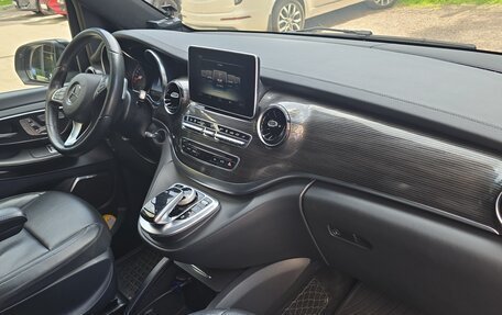 Mercedes-Benz V-Класс, 2020 год, 6 290 000 рублей, 15 фотография