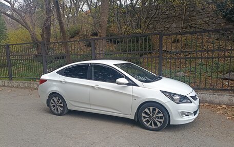 Hyundai Solaris II рестайлинг, 2015 год, 1 050 000 рублей, 9 фотография