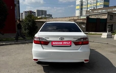 Toyota Camry, 2015 год, 1 850 000 рублей, 3 фотография
