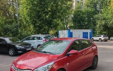 Hyundai Solaris II рестайлинг, 2016 год, 1 450 000 рублей, 2 фотография
