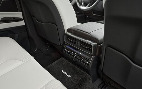 Lexus LX, 2025 год, 19 900 000 рублей, 30 фотография