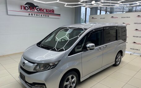 Honda Stepwgn IV, 2016 год, 1 910 000 рублей, 2 фотография