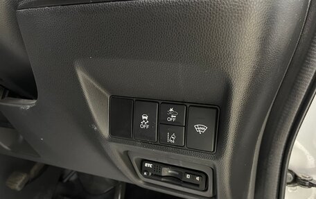 Honda Stepwgn IV, 2016 год, 1 910 000 рублей, 17 фотография