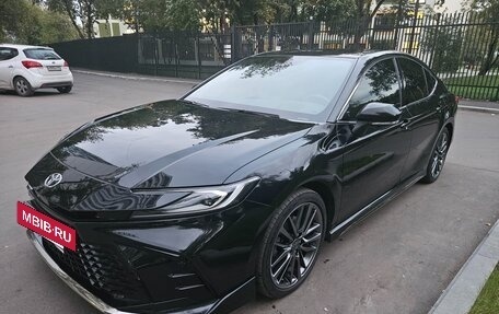 Toyota Camry, 2025 год, 4 950 000 рублей, 2 фотография