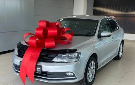 Volkswagen Jetta VI, 2015 год, 977 000 рублей, 1 фотография