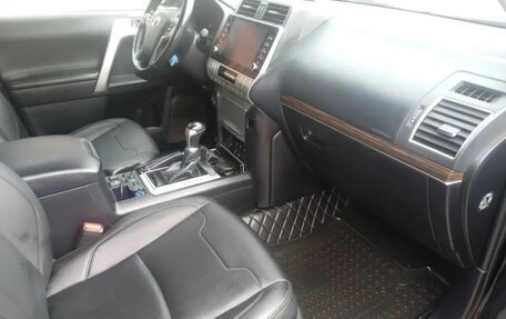 Toyota Land Cruiser Prado 150 рестайлинг 2, 2020 год, 6 250 000 рублей, 2 фотография
