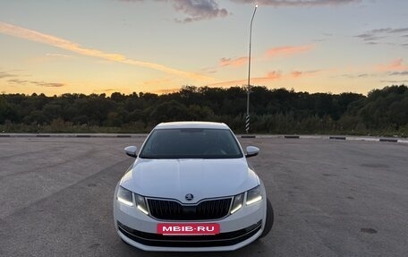 Skoda Octavia, 2018 год, 1 895 000 рублей, 2 фотография