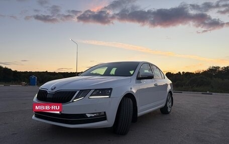 Skoda Octavia, 2018 год, 1 895 000 рублей, 6 фотография