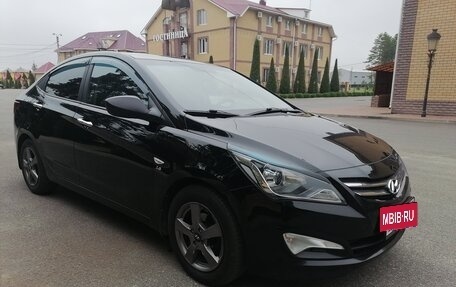 Hyundai Solaris II рестайлинг, 2015 год, 1 070 000 рублей, 6 фотография