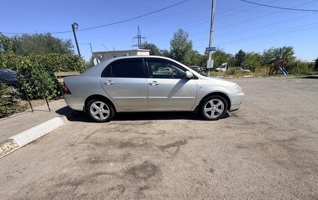 Toyota Corolla, 2004 год, 590 000 рублей, 4 фотография