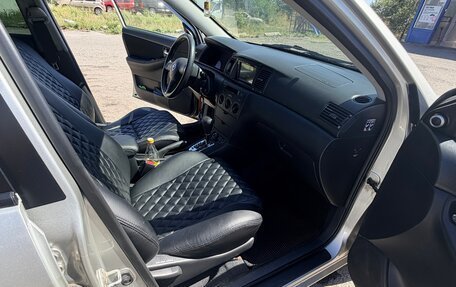 Toyota Corolla, 2004 год, 590 000 рублей, 15 фотография