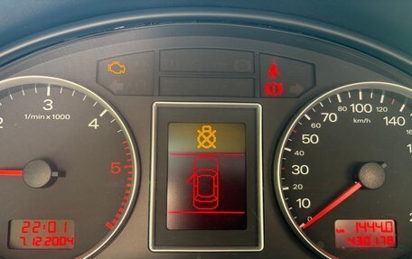 Audi A4, 2005 год, 720 000 рублей, 19 фотография