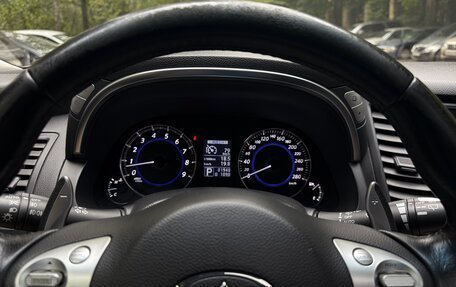 Infiniti QX70, 2014 год, 3 400 000 рублей, 6 фотография
