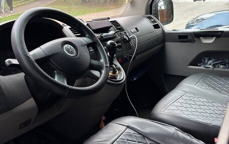 Volkswagen Transporter T5 рестайлинг, 2008 год, 1 300 000 рублей, 6 фотография