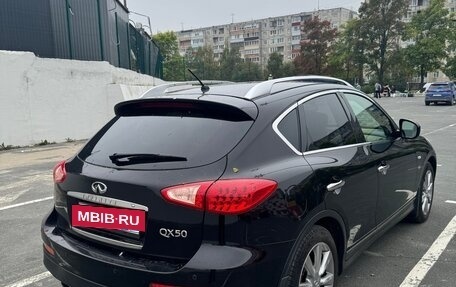 Infiniti QX50 I рестайлинг, 2015 год, 1 960 000 рублей, 5 фотография