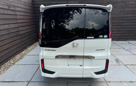 Honda Stepwgn IV, 2021 год, 2 050 000 рублей, 5 фотография