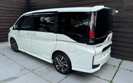 Honda Stepwgn IV, 2021 год, 2 050 000 рублей, 3 фотография
