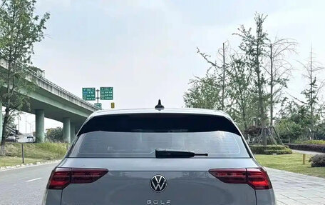 Volkswagen Golf VIII, 2023 год, 1 700 000 рублей, 3 фотография