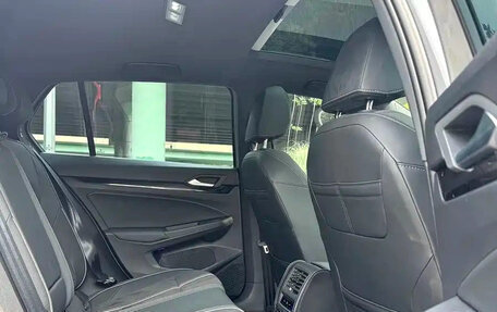 Volkswagen Golf VIII, 2023 год, 1 700 000 рублей, 7 фотография
