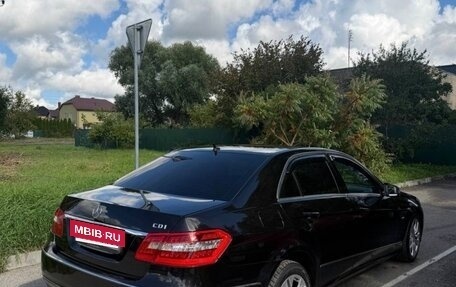 Mercedes-Benz E-Класс, 2009 год, 1 049 000 рублей, 3 фотография