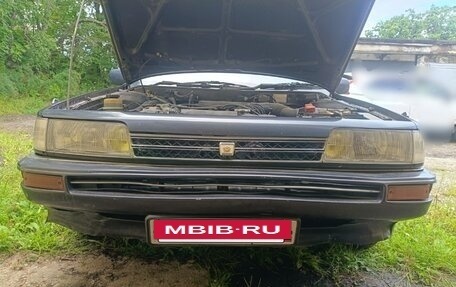 Toyota Camry, 1989 год, 250 000 рублей, 8 фотография