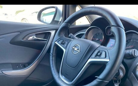 Opel Astra J, 2013 год, 850 000 рублей, 8 фотография