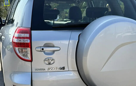 Toyota RAV4, 2012 год, 1 800 000 рублей, 3 фотография