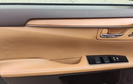 Lexus ES VII, 2016 год, 2 200 000 рублей, 11 фотография