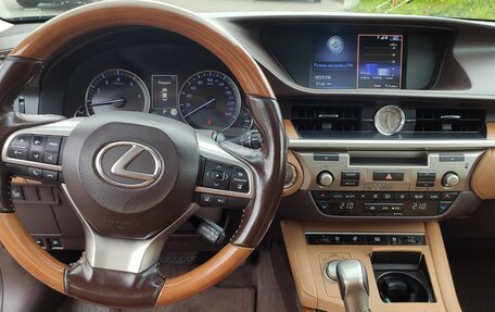 Lexus ES VII, 2016 год, 2 200 000 рублей, 21 фотография