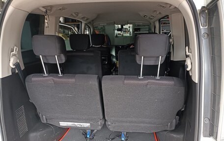 Nissan Serena IV, 2011 год, 1 150 000 рублей, 14 фотография