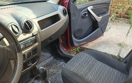 Renault Logan I, 2012 год, 120 000 рублей, 10 фотография