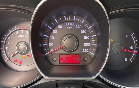 KIA Rio III рестайлинг, 2012 год, 700 000 рублей, 4 фотография