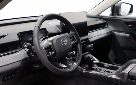 Toyota RAV4, 2026 год, 4 550 000 рублей, 8 фотография