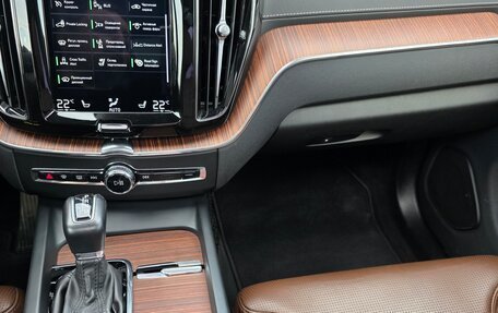 Volvo XC60 II, 2020 год, 3 980 000 рублей, 5 фотография