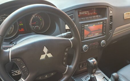 Mitsubishi Pajero IV, 2012 год, 2 499 999 рублей, 11 фотография