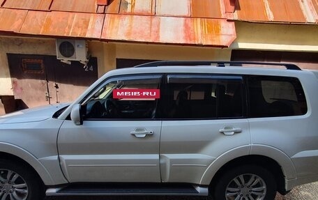 Mitsubishi Pajero IV, 2012 год, 2 499 999 рублей, 13 фотография
