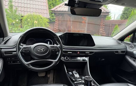 Hyundai Sonata VIII, 2020 год, 2 590 000 рублей, 13 фотография