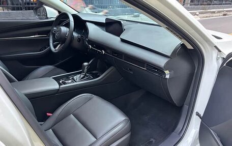 Mazda 3, 2022 год, 1 376 000 рублей, 15 фотография